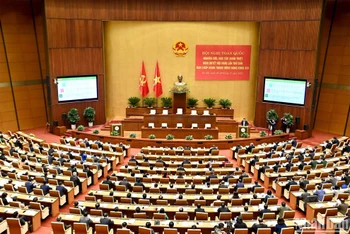 Quang cảnh hội nghị toàn quốc nghiên cứu, học tập, quán triệt Nghị quyết Hội nghị lần thứ sáu Ban Chấp hành Trung ương Đảng khoá XIII.