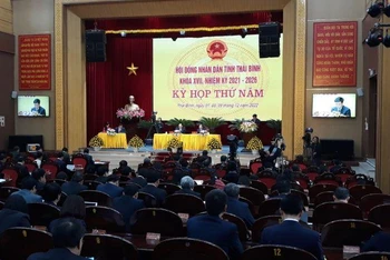 Thái Bình tổ chức kỳ họp Hội đồng nhân dân “không sử dụng giấy tờ”