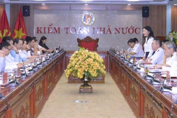 Phó Tổng Kiểm toán Nhà nước Hà Thị Mỹ Dung chủ trì hội nghị.