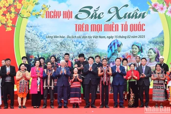 Chủ tịch nước Lương Cường dự ngày hội “Sắc xuân trên mọi miền Tổ quốc".