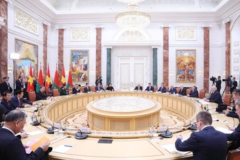 Tổng Bí thư Tô Lâm hội đàm chính thức với Tổng thống Belarus Aleksandr Lukashenko. (Ảnh: THỐNG NHẤT/TTXVN)