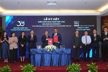 Nestlé Việt Nam và Đại học Quốc gia Thành phố Hồ Chí Minh đã ký kết hợp tác thực thi mô hình “3 nhà”.