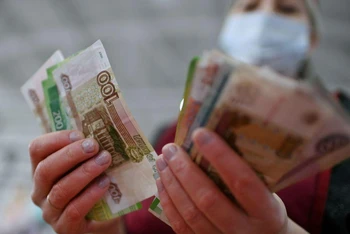 Đồng ruble của Nga. (Ảnh: Reuters)