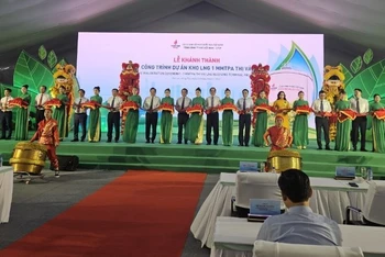 Cắt băng khánh thành Kho LNG 1 MMTPA Thị Vải, công trình công nghiệp dầu khí cấp đặc biệt .