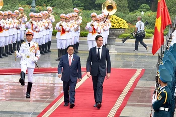 Lễ đón Thủ tướng Vương quốc Hà Lan Mark Rutte thăm chính thức Việt Nam