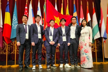 Đội tuyển quốc gia Việt Nam tại Olympic Sinh học quốc tế năm 2022.