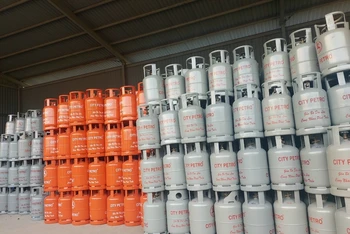 Giá gas giảm 58.000-62.000 đồng/bình 12kg