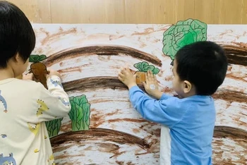 Hoạt động của trẻ tại lớp mầm non (Ảnh minh họa: Mầm non Hạt Vừng)