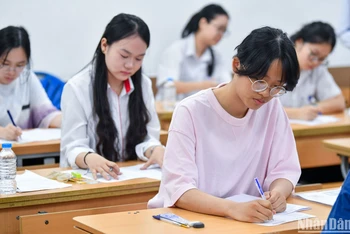 Thí sinh dự thi tốt nghiệp (Ảnh minh họa)