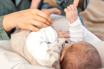 FPT Long Châu chính thức mang đến giải pháp dự phòng viêm phổi do RSV để bảo vệ trẻ sinh non tại Việt Nam.
