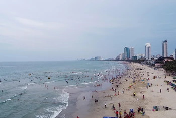 Với lợi thế về biển, các địa phương vùng Bắc Trung Bộ và duyên hải Trung Bộ đều đang tập trung phát triển kinh tế biển.
