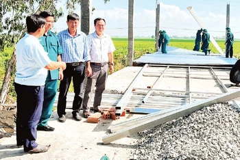 Căn nhà của hộ gia đình chính sách đang được xây cất tại Ấp 4, xã Phú Lợi, huyện Thanh Bình, tỉnh Đồng Tháp.