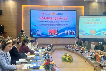Các đại biểu tham dự hội nghị quốc tế.