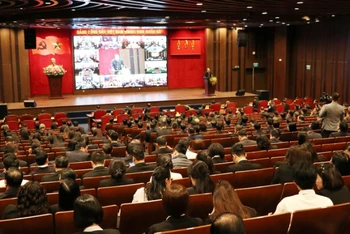 Toàn cảnh Hội nghị.