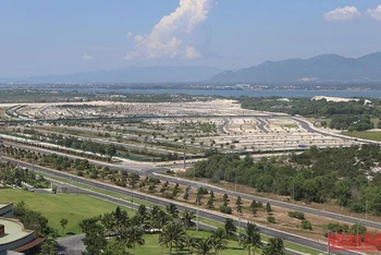 Do có nhiều sai phạm trong quản lý đất đai, huyện Cam Lâm từng là điểm nóng của tình trạng phân lô, bán nền.