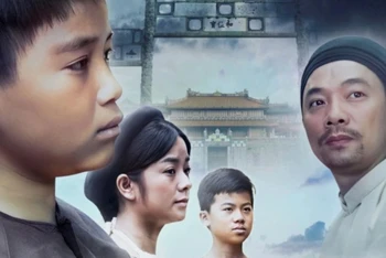 "Vầng trăng thơ ấu" là bộ phim nổi bật được chiếu trong đợt phim kỷ niệm.