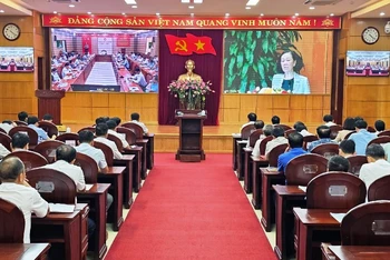 Quang cảnh hội nghị quán triệt Chỉ thị 32-CT/TW của Ban Bí thư Trung ương.