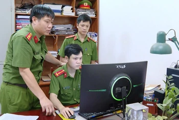Công an điều tra, xác minh thủ đoạn lừa đảo qua mạng xã hội.