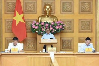 Thủ tướng Phạm Minh Chính chủ trì Phiên họp thứ ba Ban Chỉ đạo rà soát, xử lý vướng mắc trong hệ thống văn bản quy phạm pháp luật (Ảnh: Trần Hải).
