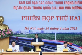 Thủ tướng Phạm Minh Chính chủ trì phiên họp thứ hai của Ban Chỉ đạo. (Ảnh: TRẦN HẢI)