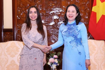 Phó Chủ tịch nước Võ Thị Ánh Xuân tiếp bà Leyla Aliyeva, Phó Chủ tịch Quỹ Heydar Aliyev (Azerbaijan). (Ảnh: Văn Điệp/TTXVN)