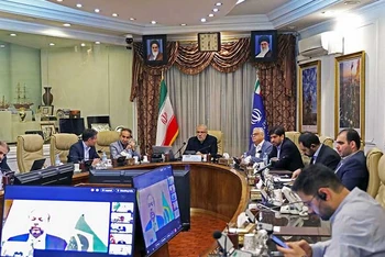 Hội nghị Bộ trưởng OPEC+ được tổ chức trực tuyến. (Ảnh SHANA)