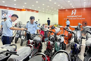Cục Quản lý thị trường Thành phố Hồ Chí Minh thu giữ xe đạp điện không có giấy tờ chứng minh chất lượng sản phẩm để lưu thông trên thị trường.