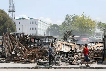 Thủ đô Port-au-Prince của Haiti bị tàn phá bởi bạo lực băng đảng. (Ảnh REUTERS)