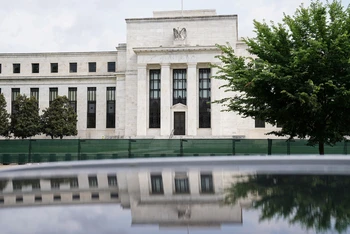 Mặt ngoài của Trụ sở Cục Dự trữ Liên bang Mỹ. (ẢnhL REUTERS)