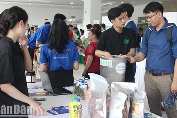 Ảnh minh họa: Ngày hội khởi nghiệp đổi mới sáng tạo thành phố Đà Nẵng.