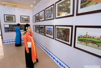 148 tác phẩm tiêu biểu được lựa chọn trưng bày, giới thiệu đến đông đảo người thưởng lãm.