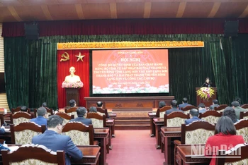 Quang cảnh hội nghị.