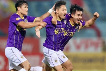 Hà Nội FC trở lại mạnh mẽ tại Giải bóng đá vô địch quốc gia LPBank V.League 1-2024/2025. (Ảnh: TTXVN)