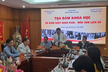 Quang cảnh buổi tọa đàm.