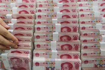Pakistan thanh toán tiền mua dầu thô của Nga bằng đồng Nhân dân tệ. (Ảnh: AFP/TTXVN)