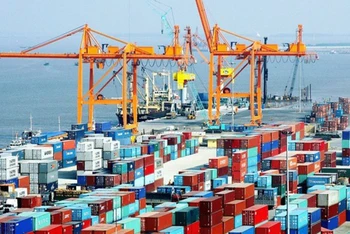 6 tháng đầu năm, Việt Nam xuất siêu đạt 12,26 tỷ USD