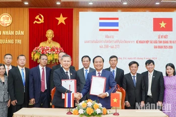 Lãnh đạo hai tỉnh Quảng Trị và Mukdahan ký kết Kế hoạch hợp tác giai đoạn 2025-2030.