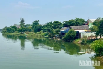 Quán nhậu Ven Sông ở xã Duy Vinh nằm trong phạm vi hành lang bảo vệ an toàn sông.