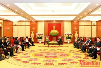 Quang cảnh buổi tiếp Tổng thống Cộng hòa Singapore Halimah Yacob tại Trụ sở Trung ương Đảng. (Ảnh: ĐĂNG KHOA)