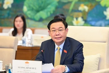 Chủ tịch Quốc hội Vương Đình Huệ phát biểu tại buổi tiếp Liên đoàn các tổ chức kinh tế Nhật Bản. (Ảnh: DUY LINH)