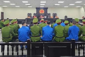 Phiên tòa xét xử vụ án mua bán trái phép chất ma túy tại Tòa án nhân dân thành phố Hà Nội. (Ảnh minh họa KHẢI HOÀN).