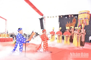 Đây là năm thứ 10 Đại lễ Giỗ Tổ Hùng Vương được tổ chức tại Khu di tích lịch sử - văn hóa Đại Hùng (Hồng Lĩnh).