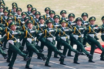 [Video] Thưởng đột xuất tới 16 lần lương cơ sở với cá nhân lập thành tích đặc biệt xuất sắc