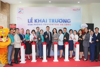 Khai trương văn phòng PRUVenture tại thành phố Hạ Long.