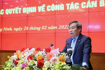 Bí thư Tỉnh ủy Quảng Ninh Vũ Đại Thắng phát biểu chỉ đạo tại hội nghị.