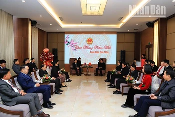 Bí thư, Tỉnh trưởng tỉnh Huaphanh, nước bạn Lào cùng đoàn công tác sang thăm, chúc Tết tỉnh Sơn La.