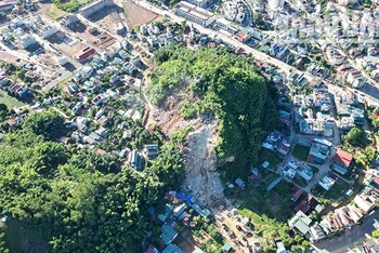 Tuyến đường Hoàng Quốc Việt-Mé Ban-Trần Đăng Ninh khởi công từ ngày 20/12/2022 và cần phải phá 1 quả núi.
