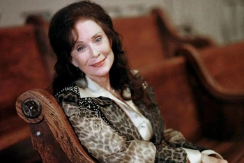 Bà Loretta Lynn qua đời ở tuổi 90. (Nguồn: AP/TTXVN)