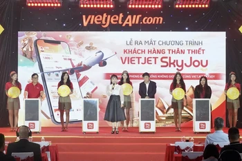 Bay càng nhiều, tích điểm đổi quà thỏa thích với Vietjet SkyJoy