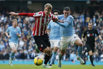 Man City phải thắng Brentford mới hy vọng cạnh tranh ngôi vô địch. Ảnh: REUTERS
